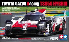 Kenyataan itu dibuat selepas tular beberapa gambar di media sosial gambar jalur gemilang yang dipasang dalam keadaan terbalik di beberapa premis di negara ini. Tamiya Umum Jentera Lmp1 Toyota Gazoo Racing Ts 050 Hybrid Dalam Bentuk Kereta Lumba Mini 4wd Paultan Org