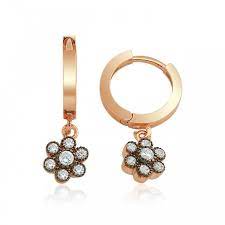 Cicek Desenli Sallantili Kupe Rose Sik Tasarimi Ve Minimal Yapisi Ile Hanimlar Icin Cok Ozel Bir Aksesuar Oldugunu Belirtmek Gerekiyor Kupe Aksesuarlar Gumus