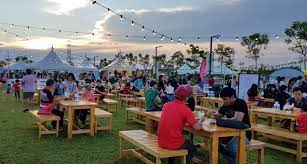 Quayside is a freehold condominium, located in timor laut (island), penang. Quayside Fiesta Is Back With International Food Fest At The Buzz Ar In Twentyfive 7 Iproperty Com My