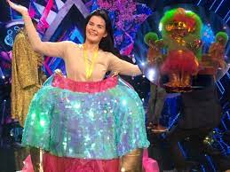 Juli 1995 i skjeberg i norge) er en norsk sanger og musikalartist. Norway Ulrikke Brandstorp Wins The Masked Singer Norway