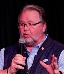 Mike Vondran unseats six-term lawmaker Phyllis Thede