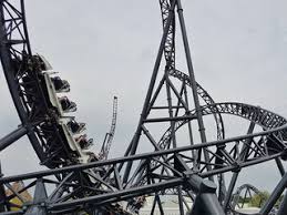 Achterbahnen, free fall tower und. Attraktionen Und Fahrgeschafte Im Movie Park Germany Freizeitpark In Bottrop