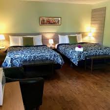 Aux Portes Du Soleil Aux Portes Du Soleil Is A Motel Located Within 10 Minutes Walk From The Restaurants Art Galleries And Shops On St Jean Batiste Street A T