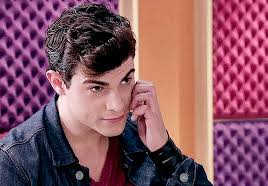 Diego Domínguez as Diego Hernández in Violetta (2012-2015) “Todos nos  equivocamos alguna vez. Te lo digo por experiencia, ¿eh?”