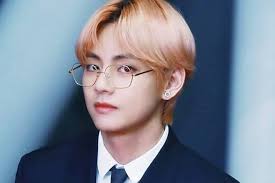 Sassy taehyung way of wearing glasses. Kim Tae Hyung Bio Age Height Net Worth Instagram 2021