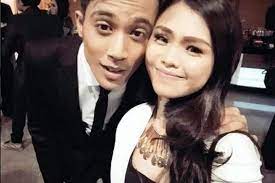 Pernah berkahwin bekas suami bella astillah masih solo, masih single dan masih belum bertemu lelaki yang mampu mengisi kekosongan hatinya. Bad Boy To Wed Latest Singapore News The New Paper