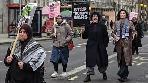 Thousands march in London demanding end to US, Israeli attacks against Iran