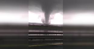 Hortum sırasında alınacak önlemler vatandaşların gündeminde. Istanbul Da Hortum Peki Hortum Neden Olustu Gundem Haberleri