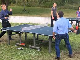 Bereits auf vielen schulhöfen erfreuen sich schulkinder an betonplatten, indem sie ringelpietz oder andere ballspiele daran spielen. Tischtennisplatte Mieten Inklusive Kellen Tischtennis Mieten