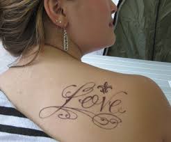 Awesome shoulder tattoos for woman. Looking Hot With Shoulder Tattoo Designs Yusrablog Com