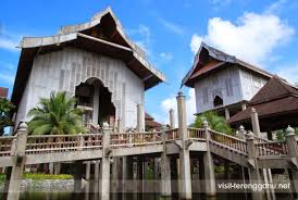Makanan di sini agak unik dan sukar untuk ditemui di tempat lain. Effort Lab Tempat Menarik Di Terengganu Bahagian 2 Terengganu Thai House Kuala Terengganu