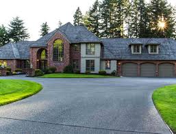 Gravel driveway to grass transition. Should The Driveway Be Higher Than The Lawn And What Type Of Border To Use Home Decor Bliss