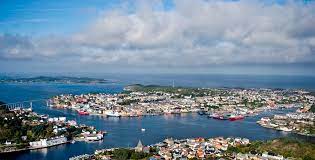 Discover the best of kristiansund so you can plan your trip right. City Walk In Kristiansund Buildings Monuments Kristiansund N Norway