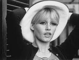 Gail Bogart's Instagram, Twitter & Facebook