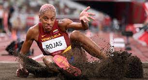 La urabense, que ganó plata en londres 2012 y oro en río 2016, participará en la ronda clasificatoria del salto triple este viernes 30 de julio a partir de las 5:05 de la mañana, hora colombiana. B6y W3ay Jrzxm