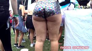 Watch Sit on my face after the festival before you shower. - Pawg, Candid,  Rave Girls Porn - SpankBang