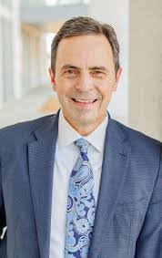 Beatrice Mullins's Instagram, Twitter & Facebook