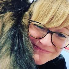 Liz Avery (@Lizroche)