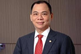 Có trình độ cử nhân luật, ông phạm nhật vinh từng có thời gian dài lăn lộn trên thương trường, trải qua nhiều vị trí tại các đơn vị, tổ chức ngành nghề khác nhau như ngân hàng, chứng khoán, bất động sản. Cong Nghá»‡ Nay Cá»§a Tá»· Phu Pháº¡m Nháº­t VÆ°á»£ng Ä'Æ°á»£c Microsoft Vinh Danh