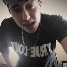 Jesse Berg's Instagram, Twitter & Facebook