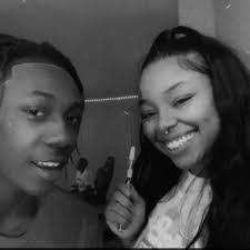 Laysha Jones's Instagram, Twitter & Facebook