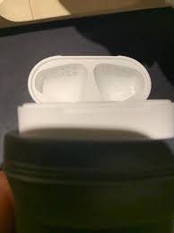 Are These Real Or Fake Airpods 2 No Box Receipt Airpods