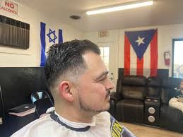 Quieres un cambio de imagen 💯 por ciento garantizado te invito a que  visites la casa del latino Borinquen Studio estamos ubicados en ( 4 Hobbs  ave Thomasville 27360) para mas información