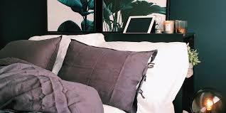 Tete de lit originale pas cher 2021. 8 Idees De Tete De Lit Avec Des Rangements Astucieux Mesdepanneurs Fr