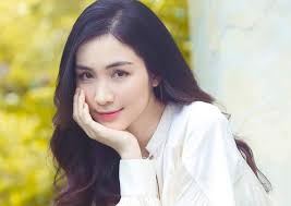 Nữ ca sĩ đang hạnh phúc bên bạn trai nguyễn minh hải và cho biết 'mong chờ có hai con xách váy cưới cho mẹ'. Hoa Minzy Bá»‹ Pháº£n á»©ng Vi Chia Sáº» Tin Giáº£ Vá» Dá»‹ch Covid 19 Giáº£i Tri Thanh Nien