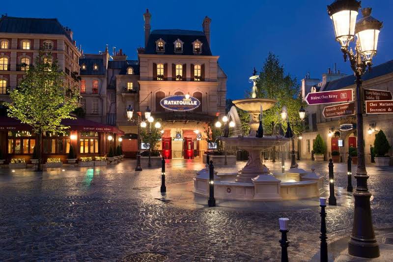 Disneyland® Paris: Ticket + Pendeldienst vanuit Parijs