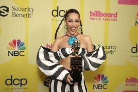 Get ready for tonight's 2021 billboard music awards ! H60f1ybov0uvm