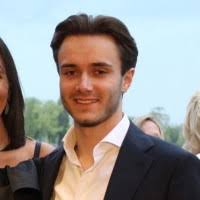 100+ "Dombrowski" profiles