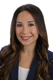 Kelly Cheesman's Instagram, Twitter & Facebook