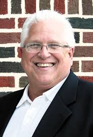 New school board member goes toe-to-toe with superintendent