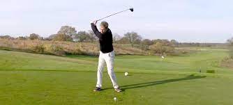 Abschlag Golfstun De