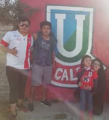 Pintan mural de unión la calera con insignia histórica 05.04.2021 la iniciativa a cargo de 'seco sánchez' fue gestionada por la municipalidad, en una demanda enmarcada por la historia de la ciudad cementera. La Lucha De Los Hinchas De La Calera Por Su Identidad