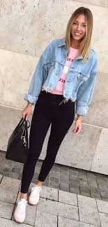Womens Black And Blue Denim Jacket 40 Fantastic Outfit Ideas To Wear This Fall Denim Jacket Women Denim Jacket Fashion Fall Outfits 2017