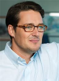 Slim Rectangular Frame in Paris Tortoise