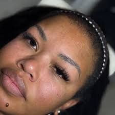 I love the process of lashing🥰 • • • •Appointments for this month are  almost gone, secure your spot today❣️ • • • #vallejolashtech  #concordlashtech #fairfieldlashes #bayarealashes #volumelashes♥