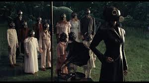 Miss peregrine explains to jake that they live in a loop, which keeps them from the outside world but allows them to live in peace. Movie Review Miss Peregrine S Home For Peculiar Children Reelrundown Entertainment