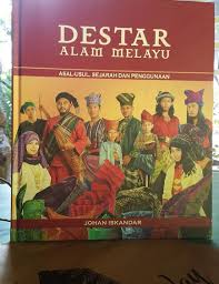 Alhamdulillah.terimakasih ustaz.nmpknya byk benda yg disorokkan dari pengetahuan kita org melayu.skrg baru dpt tahu.allahuakbar. Sinopsis Buku Destar Alam Melayu Asal Usul Sejarah Dan Penggunaan
