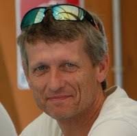 80+ profilů „Michael“