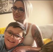 Angie Morgan-Wolf (@ang_m_wolf) • Instagram photos and videos