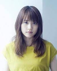 有村架純 （ 粵拼：jau cyun gaa seon ） （日文： 有村架純 ありむらかすみ (arimura kasumi)，1993年2月13號—）係日本女演員，喺兵庫縣伊丹出世，2010年出道，2013年 . æœ‰æ'æž¶çº¯ æœç‹—ç™¾ç§'