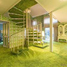 We did not find results for: 1970s Time Capsule Home Comes With All Green Interior Curbed