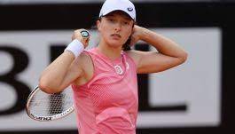 Iga swiatek is a professional polish tennis player. Lot 5qciu0fvjm