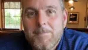 Dale Pitcher's Instagram, Twitter & Facebook