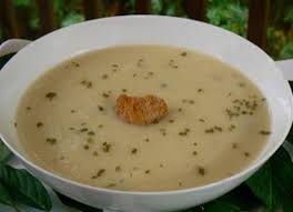 Cette Creme De Chou Fleur Aux Pommes Est Un Veritable Succes A Tout Coup Healthy Recipes Easy Snacks Food Soup Recipes