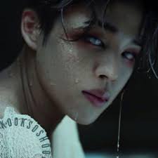 Stream 本兮- 未成年by Shen Ge