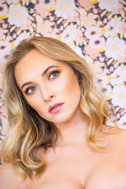 About Bailey — Bailey Jordan Reeves